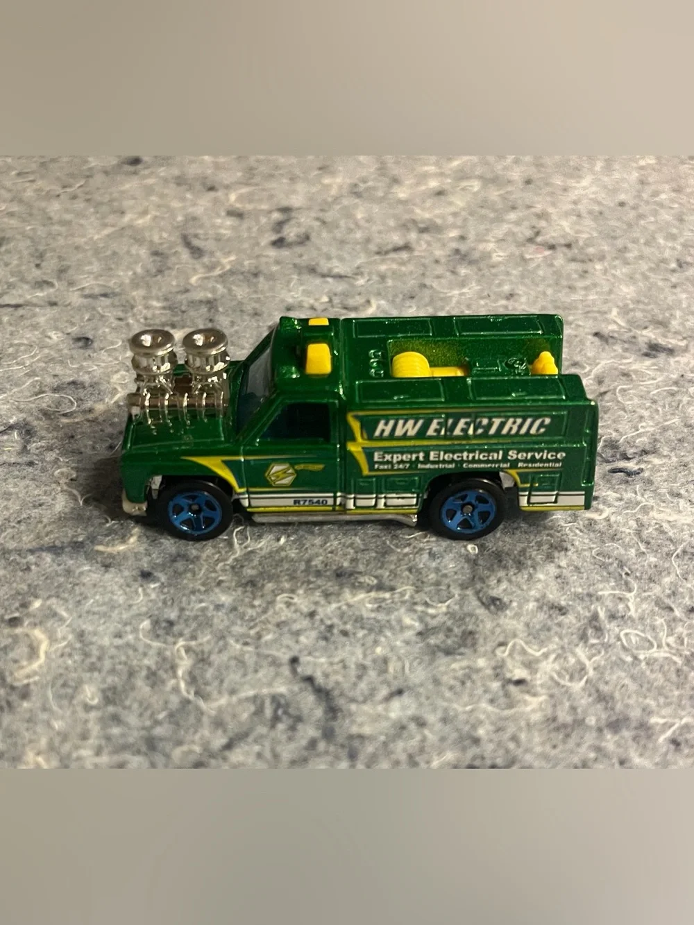 Hot Wheels HW ELECTRIC, Expert Electrical Service Truck)